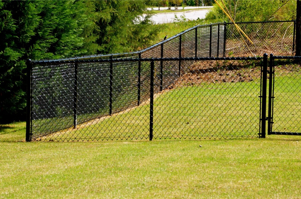 Black chain link.